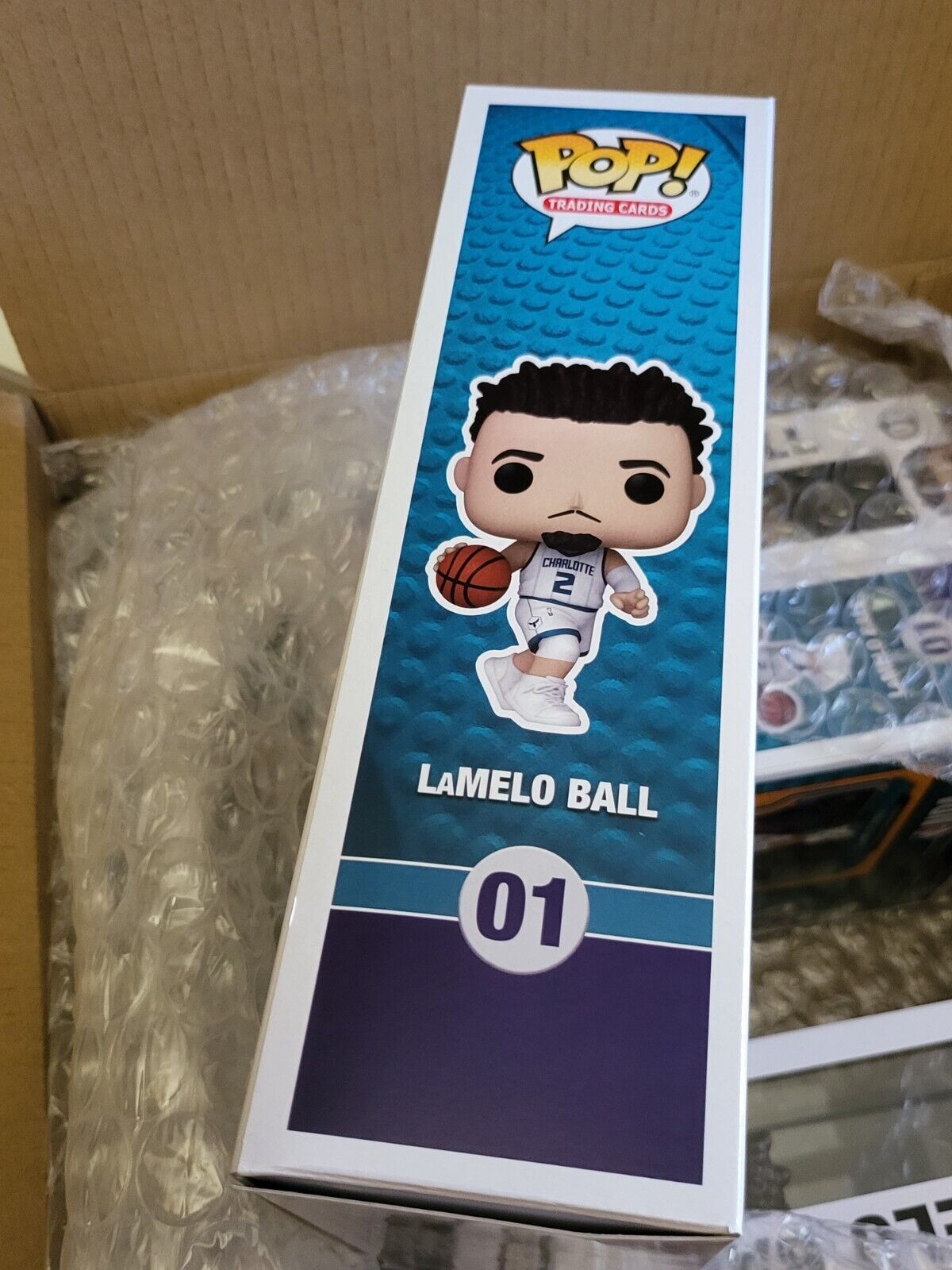 2020-21 LaMelo Ball Funko Pop 11x8 NBA Figurine with Gold PRIZM Rookie RC #01